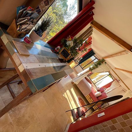 Mas De La Butte Blanche Bed & Breakfast Orgon Exterior foto