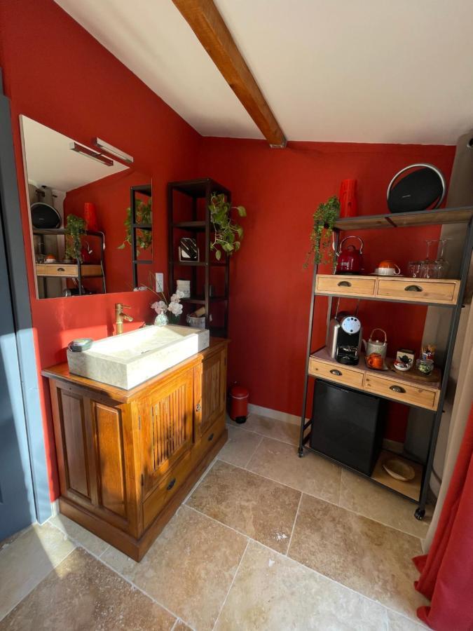 Mas De La Butte Blanche Bed & Breakfast Orgon Exterior foto